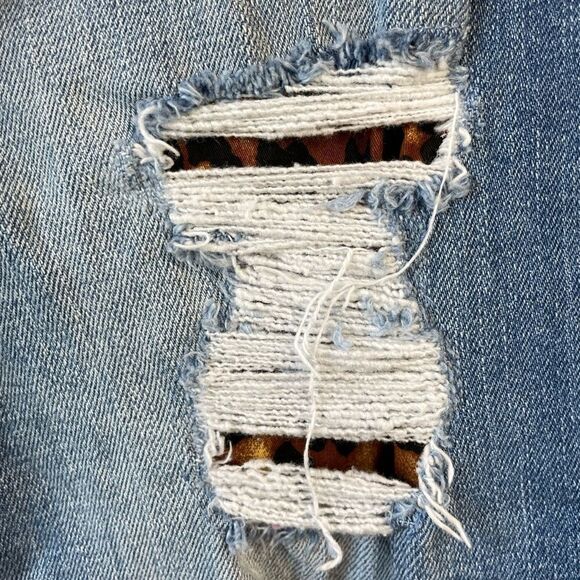 Kancan Distressed Denim Jeans Size 13/30 EUC - Picture 4 of 8